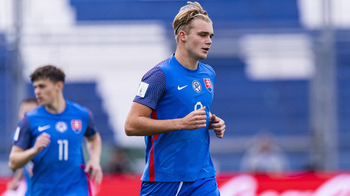 Fotbalisté Hradce Králové získali z Granady slovenského útočníka Grigera