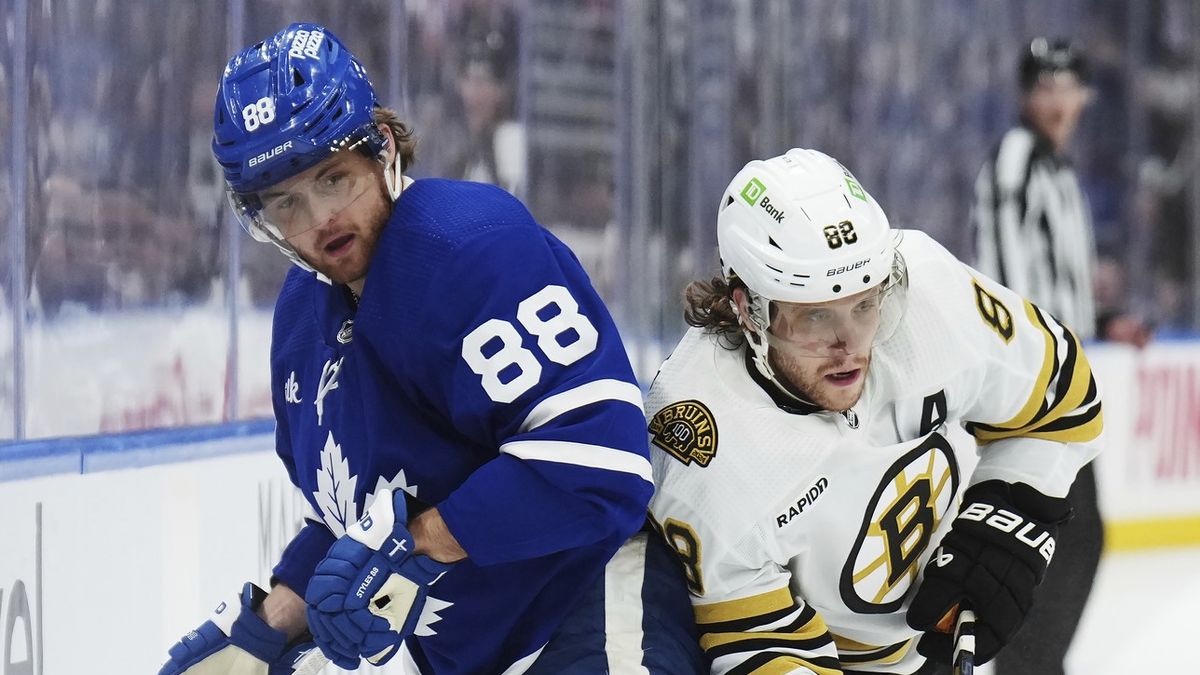 Pastrňák proti kamarádovi. V dokumentu o NHL zazáří i česká hvězda