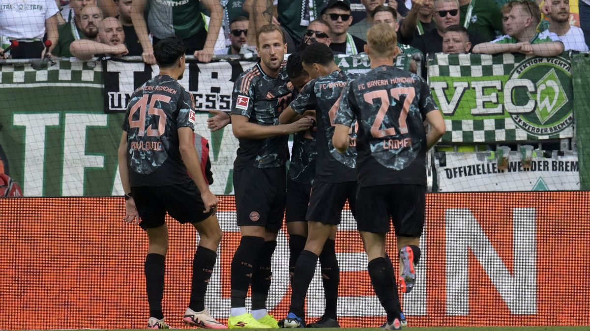 Bayern rozstřílel Brémy a zůstává stoprocentní