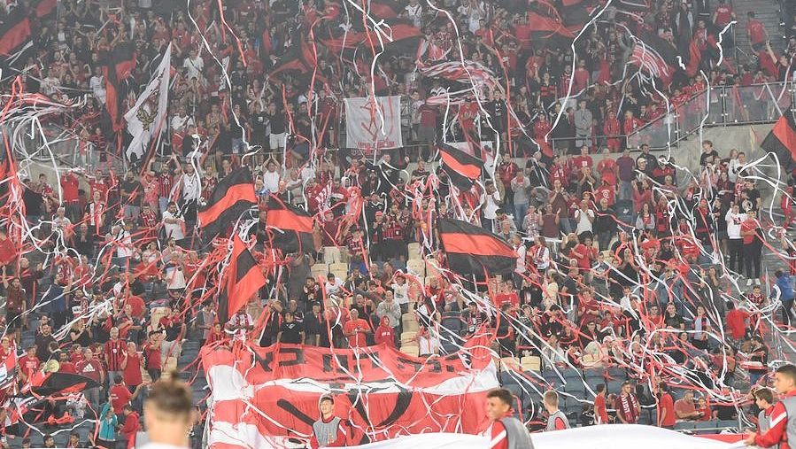Fotbalová fanynka přišla o život v tlačenici před zápasem Ligy mistrů