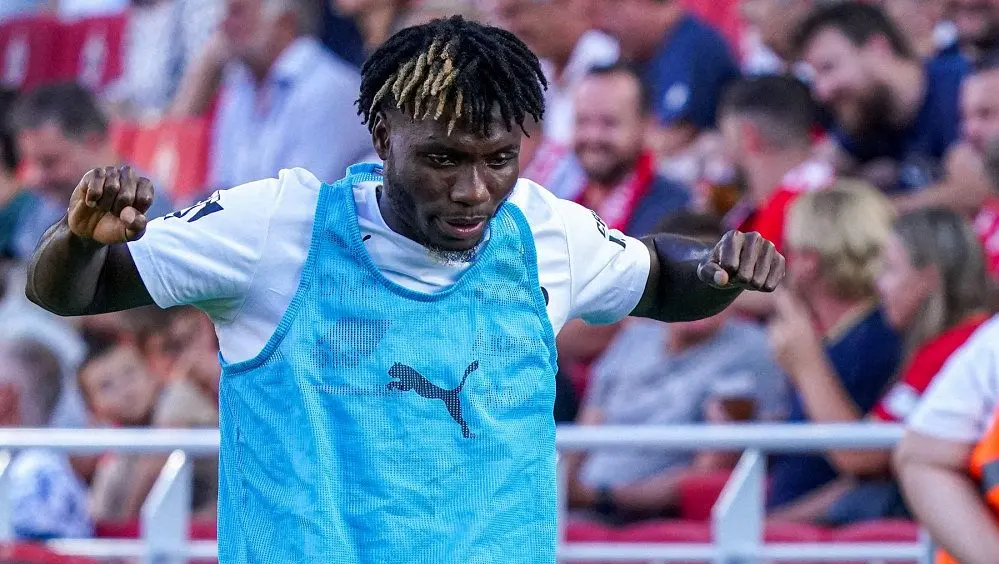 Slavia fant en plugg i Norge.  En nigeriansk forsvarsspiller kommer fra Lilleström