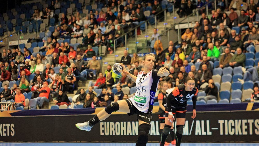 Knedlíková vyhrála pošesté Ligu mistryň, Jeřábková s Vipers triumfovala podruhé