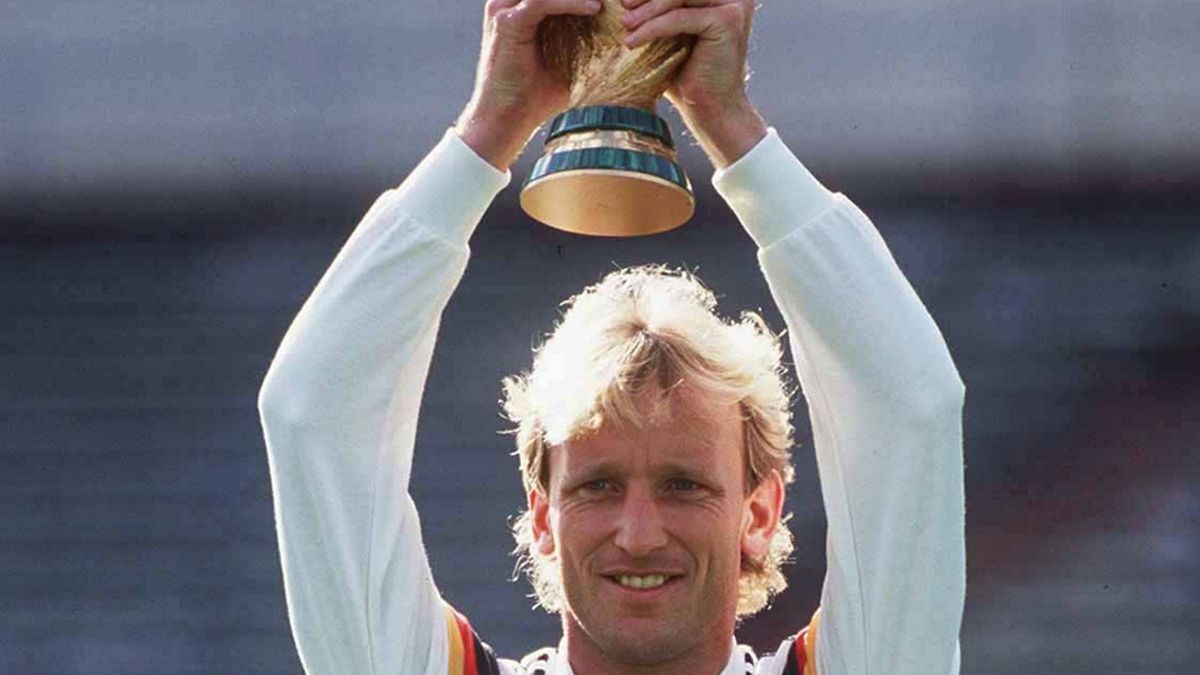 V 63 letech zemřel bývalý německý fotbalista Andreas Brehme