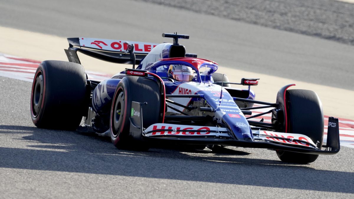 První trénink na úvodní Velkou cenu Bahrajnu F1 vyhrál Ricciardo