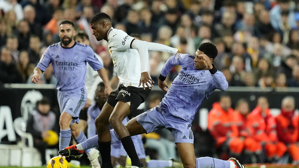 Real Madrid jen remizoval a dal Gironě šanci se přiblížit