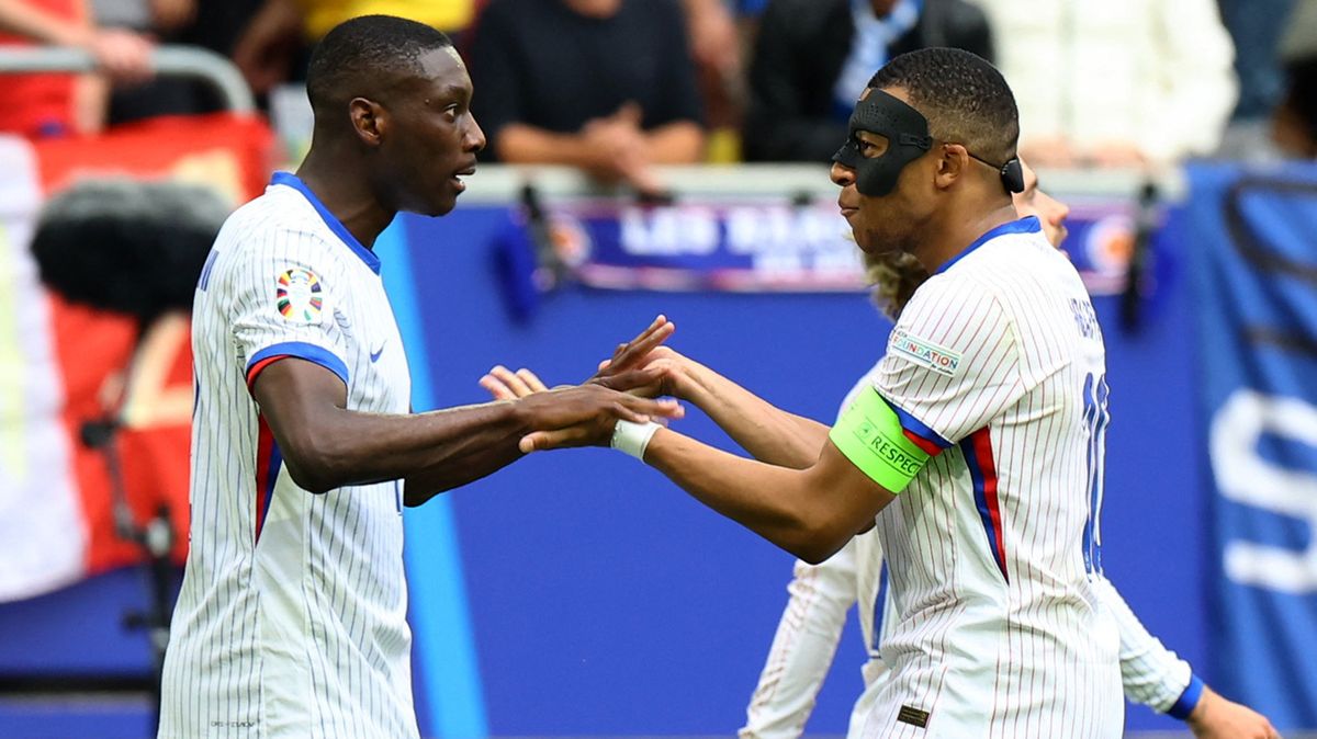 Simulante, vstávej! Pak se Mbappé obránci Belgie vysmál za vlastní gól
