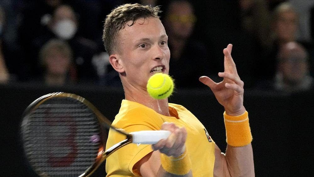TENIS ONLINE: Lehečka vyzve světovou pětku. O semifinále zabojují i Krejčíková s Muchovou