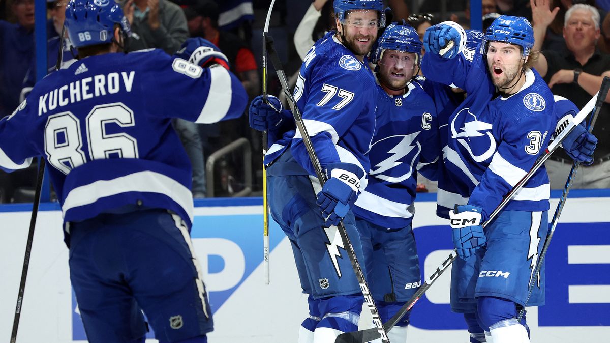 Kučerov a Matthews mohou získat v NHL podruhé Cenu Teda Lindsayho