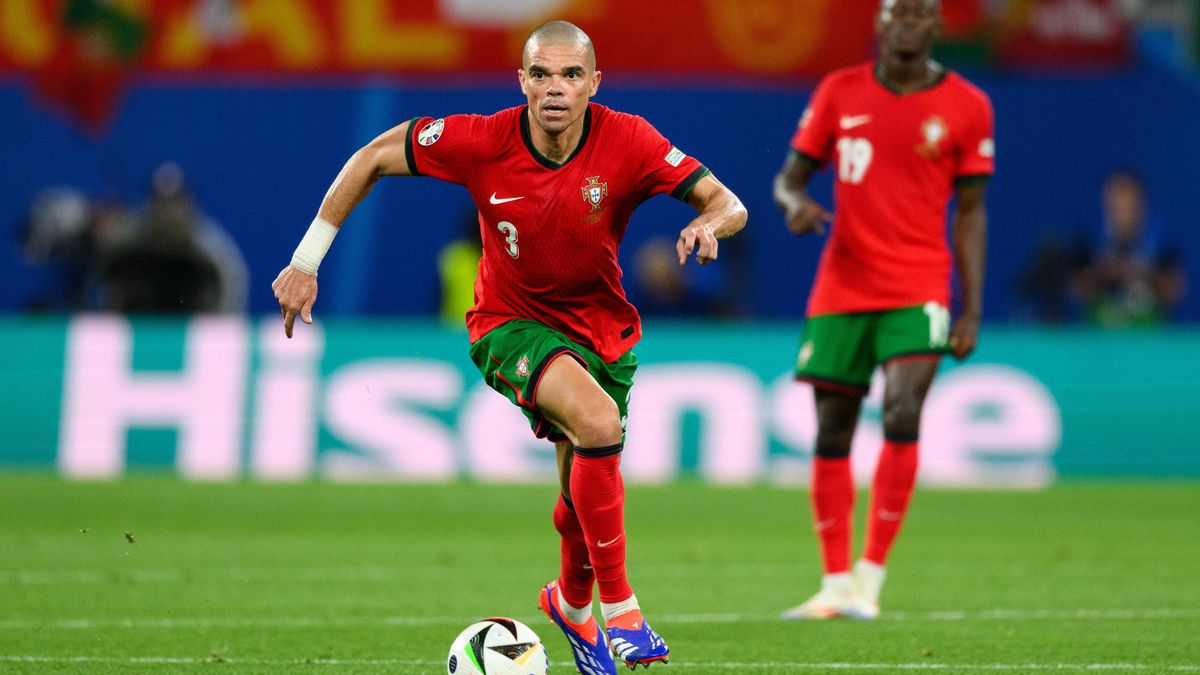 Hvězdný Portugalec Pepe ohlásil konec kariéry