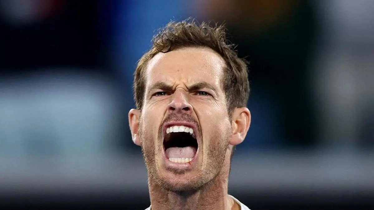 Australian Open |  Murray – Kokkinakis 4:6, 6:7, 7:6, 6:3, 7:5, Fantastisk snuoperasjon!  Den ukuelige Murray har mestret natttennismaraton og feirer fremgangen hans