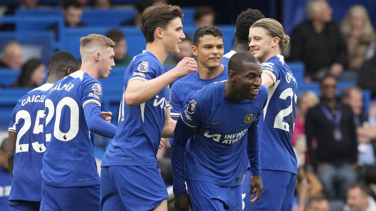 Fotbalistů Chelsea by se měl ujmout dosavadní kouč Leicesteru Maresca