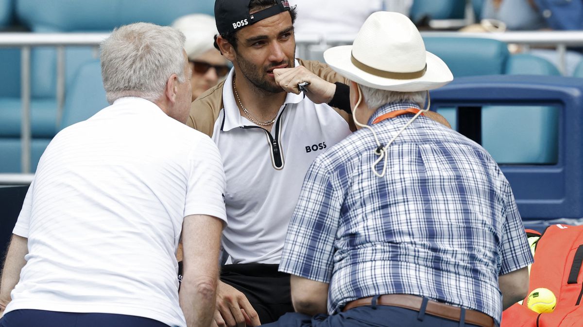 Znepokojující scény, lékař na kurtu. Finalista Wimbledonu vyděsil Miami