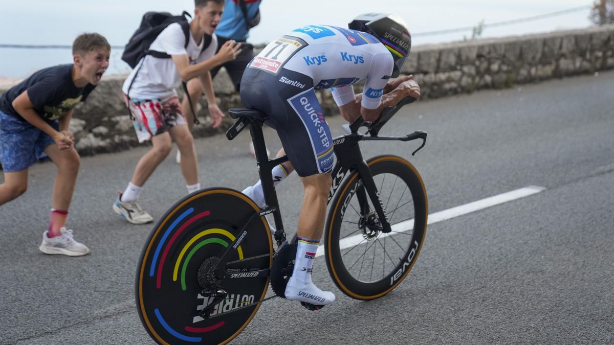 Dravec Evenepoel, zelené překvapení i bohatý tým bez zářezu. Vítězové a poražení letošní Tour