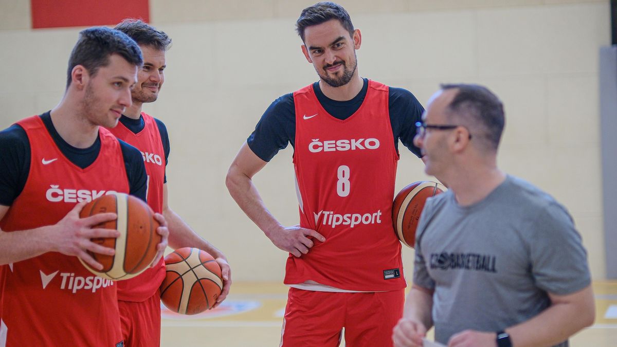 Češi čekají na Satoranského. Kouč už má plán i s posilou