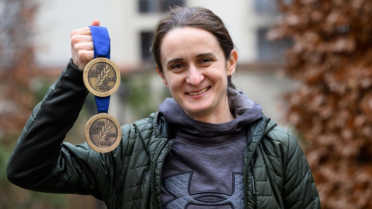 Sto padesát medailí? Asi už jsem stará, směje se Sáblíková. Rychlobruslení si teď užije s pivem a párkem