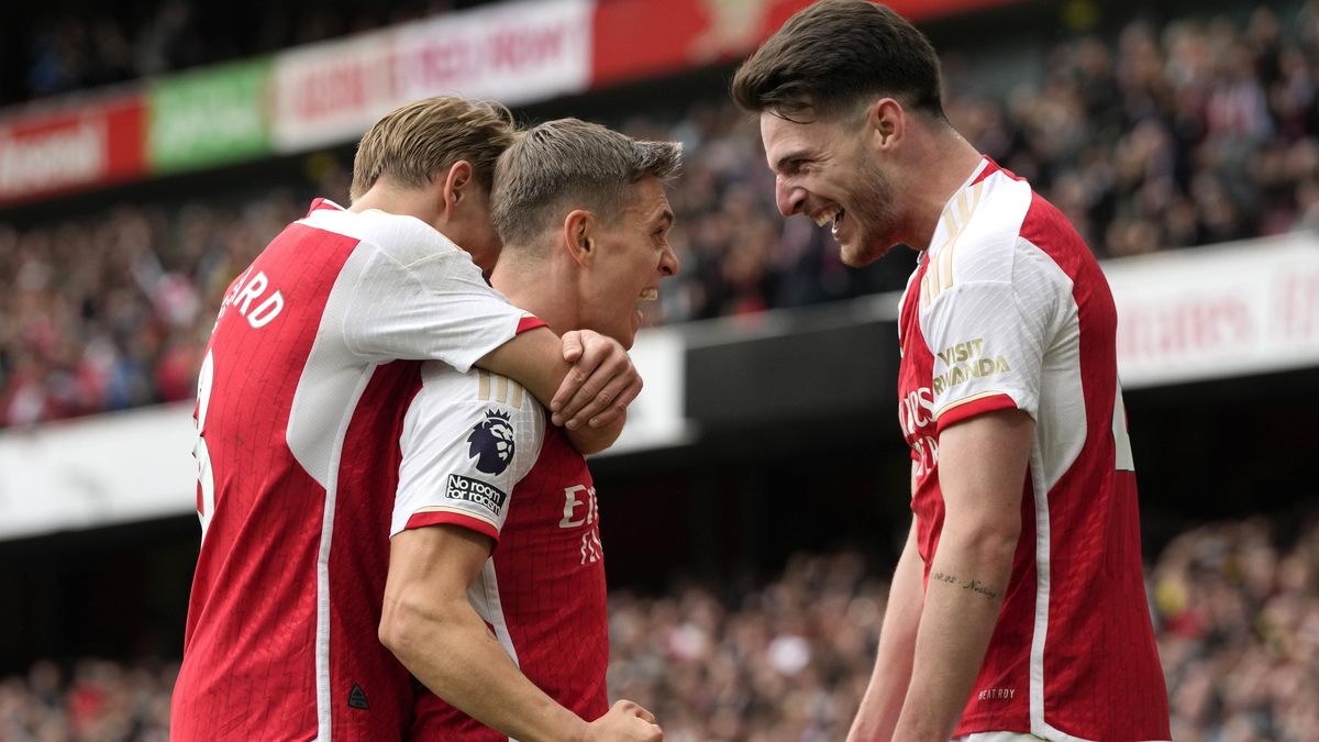 Arsenal zametl s Bournemouthem a na City má čtyřbodový náskok