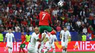 FOTBAL ONLINE: Drama vrcholí! Ronaldo a spol. stále marně buší do slovinských vrat