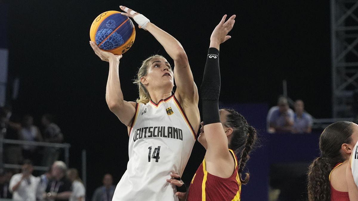 Němka Greinacherová získala olympijské zlato se zlomenou rukou