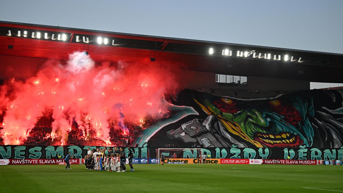 Vstup do Ligy mistrů bez části kotle. UEFA potvrdila Slavii trest za rasismus