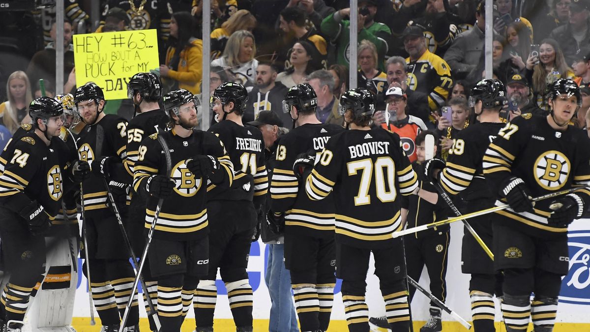 Zase první! Jedenáctigólová přestřelka vynesla Boston na špici. Letos jsme víc semknutí, tvrdí Bruins