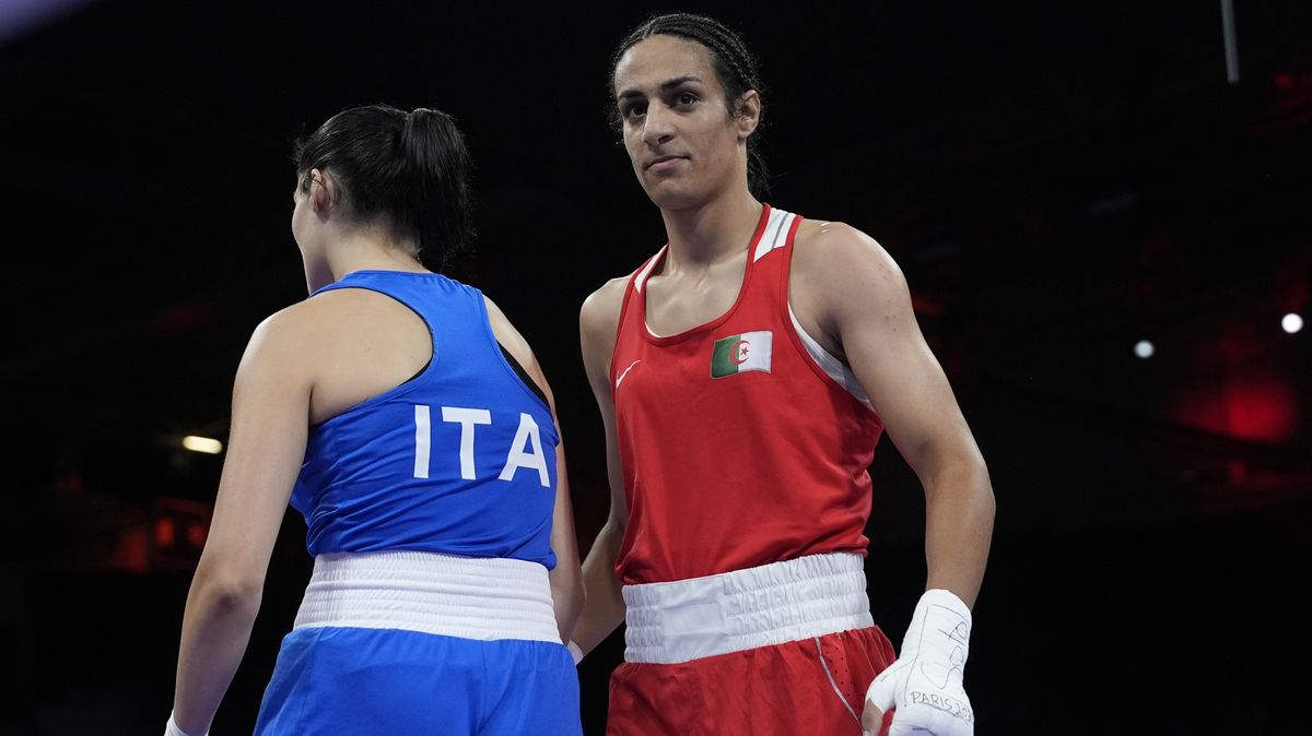 Napětí v boxerském turnaji žen na OH stoupá. Italka opouštěla ring se zraněním a slzami v očích