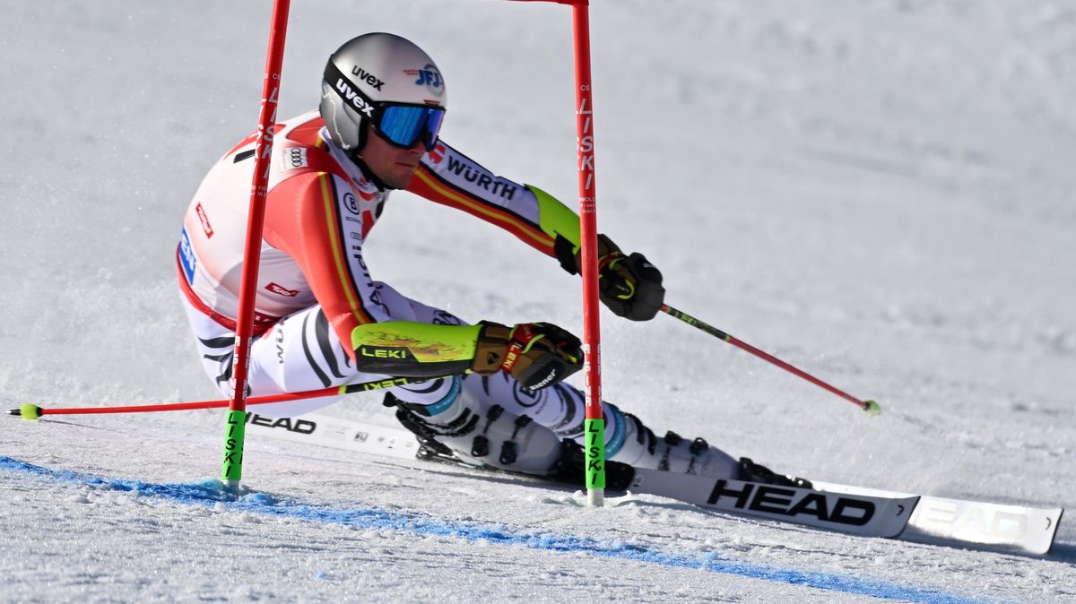 Spolufavorit Meillard přišel o začátek lyžařské sezony kvůli zranění zad