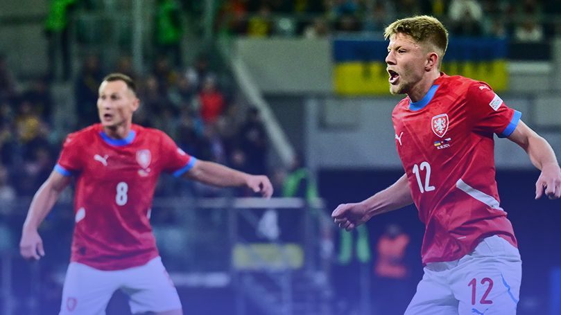 GLOSA: Tasmánský Červ. Roste z něj opora. Měl by se ale zbavit zlozvyku