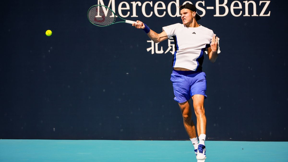 Menšík v životním zápase vyzve Djokoviče