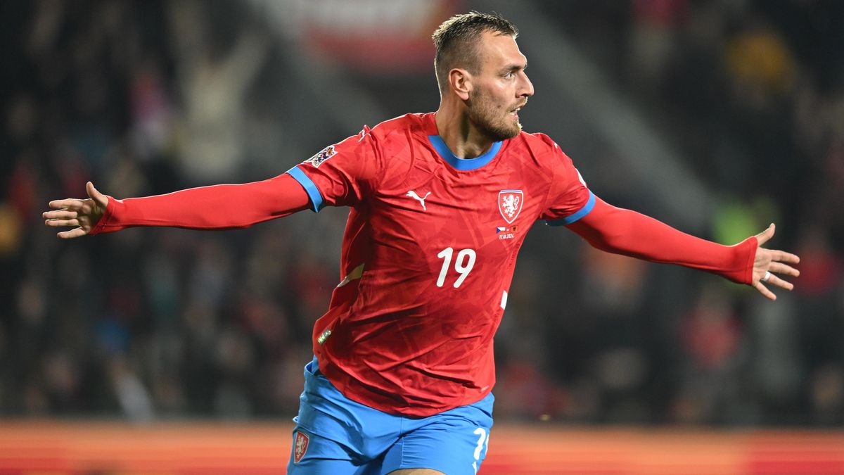 Čeští fotbalisté se v žebříčku FIFA posunuli o jedno místo