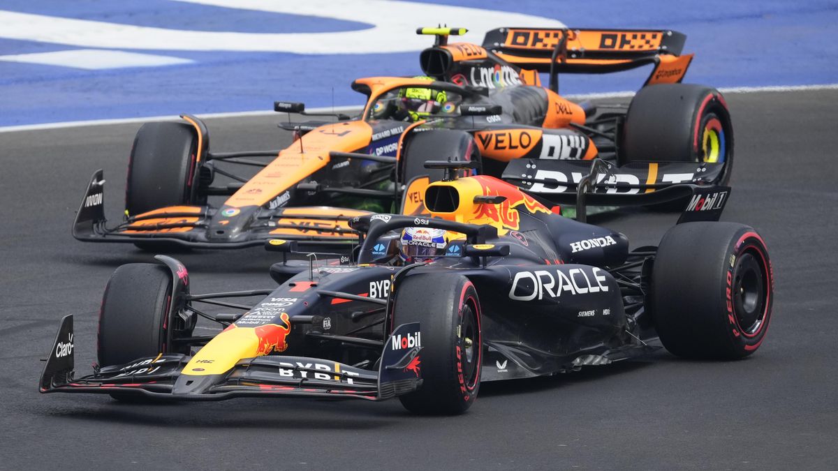 Ostré souboje mezi Verstappenem a Norrisem pokračují. Red Bull se odvolávat nebude