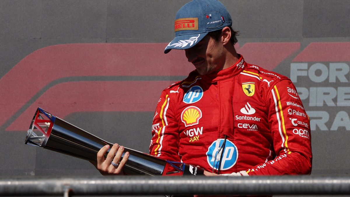 Kde udělali chybu? Pirelli v Austinu muselo měnit trofeje pro tři nejlepší jezdce F1, bálo se žalob