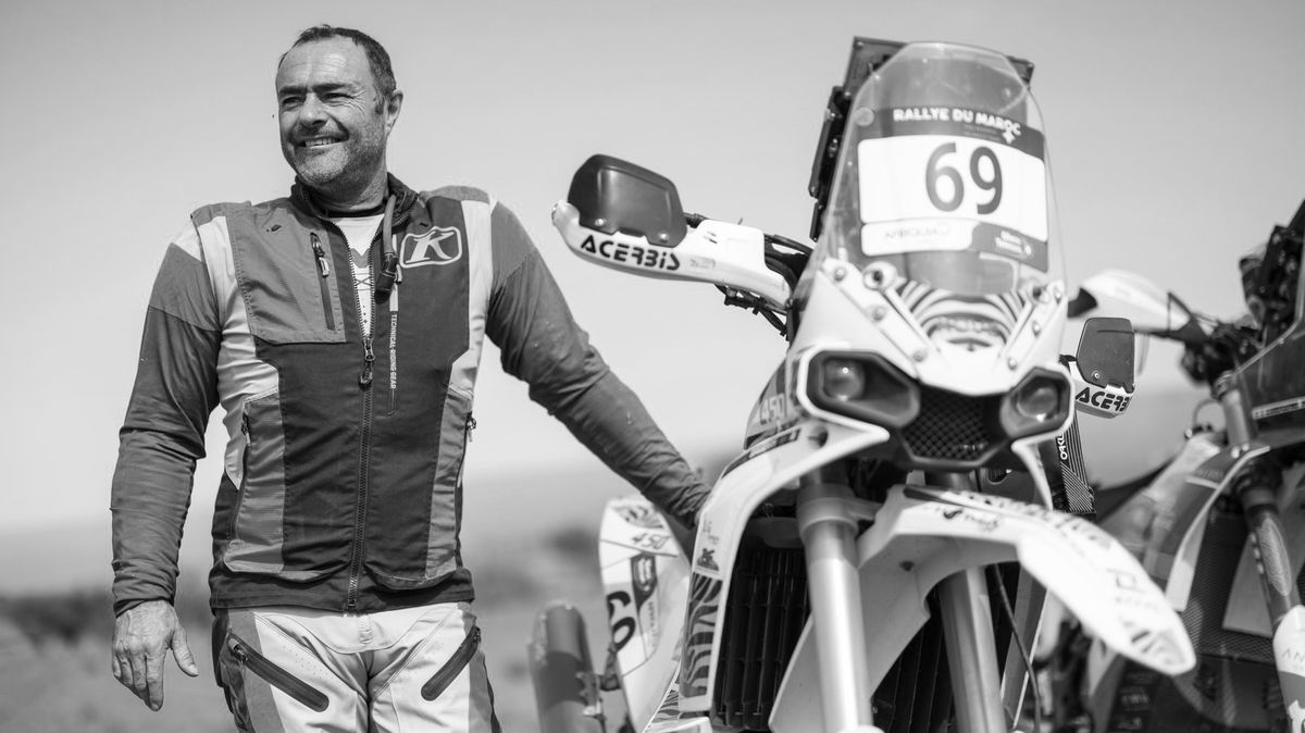 Na dálkové rallye v Maroku zahynul francouzský motocyklista