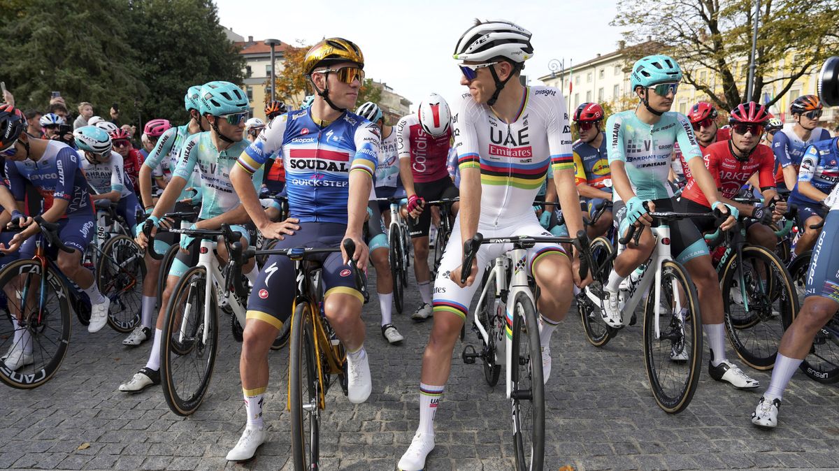 Poslední letošní závod WorldTour ovládl Van Eetvelt