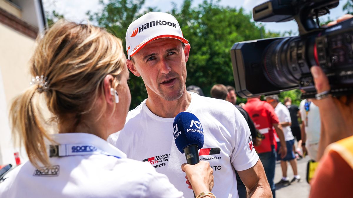 Je to splněný sen, říkají čeští piloti před startem světové rallye v Praze