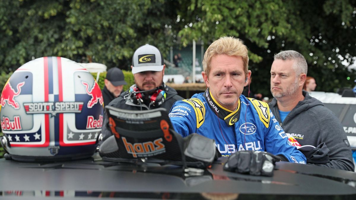 Pilot formule 1 vytáhl kostlivce ze skříně. Do kokpitu musel nosit pleny