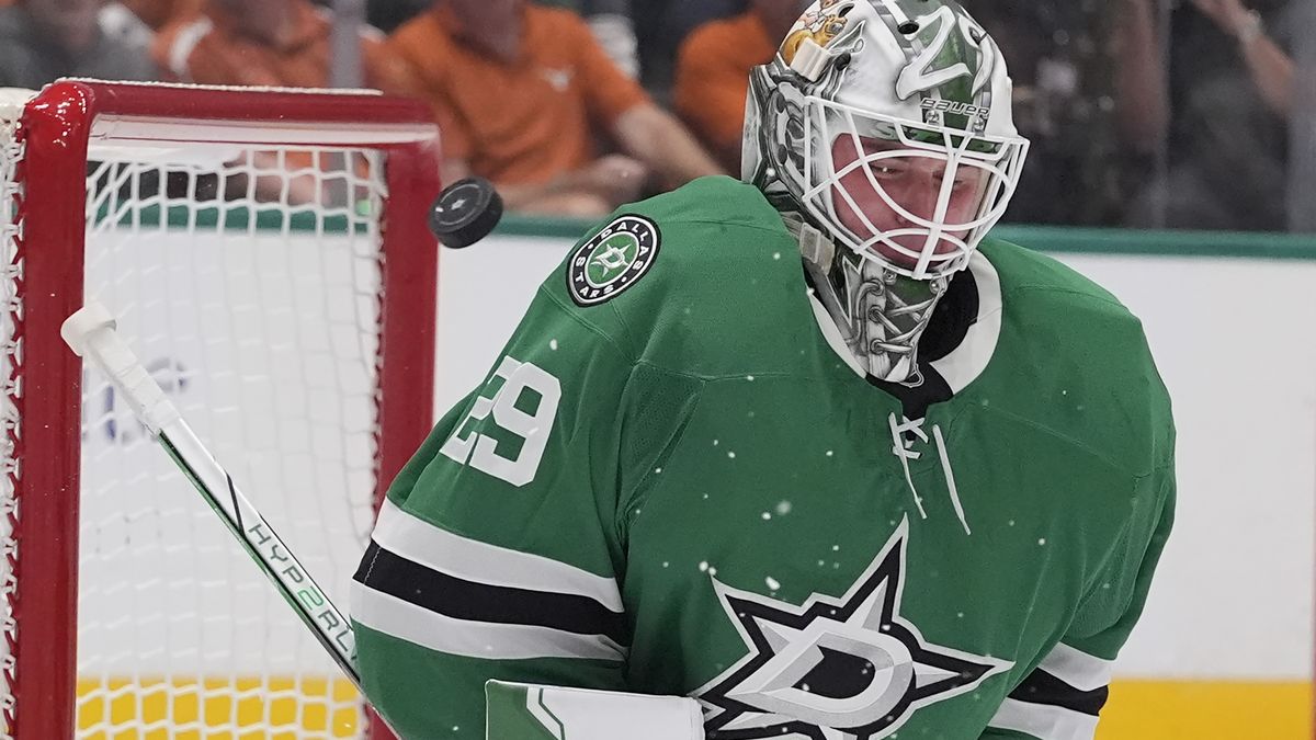 Brankář Oettinger prodloužil v NHL s Dallasem smlouvu o osm let