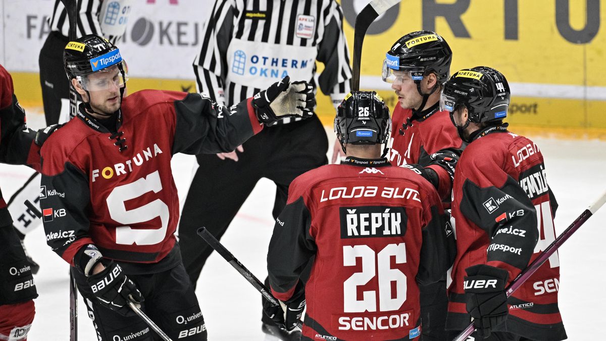 ONLINE: Videomomenty z utkání Sparta - Pardubice