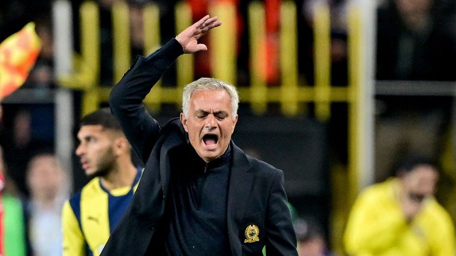 Mourinho po vyhraném zápase útočil na vlastní klub. Nepřišel bych, kdyby mi řekli všechno, zuřil