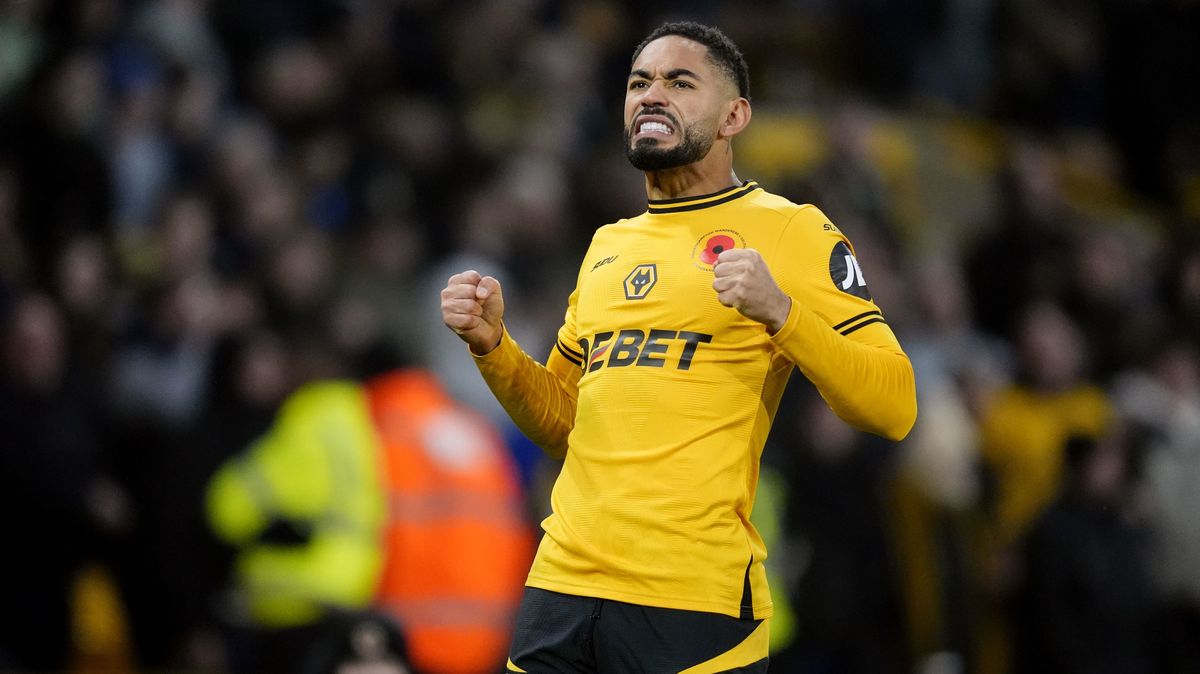 Wolverhampton poprvé vyhrál a na dno anglické ligy poslal Southampton