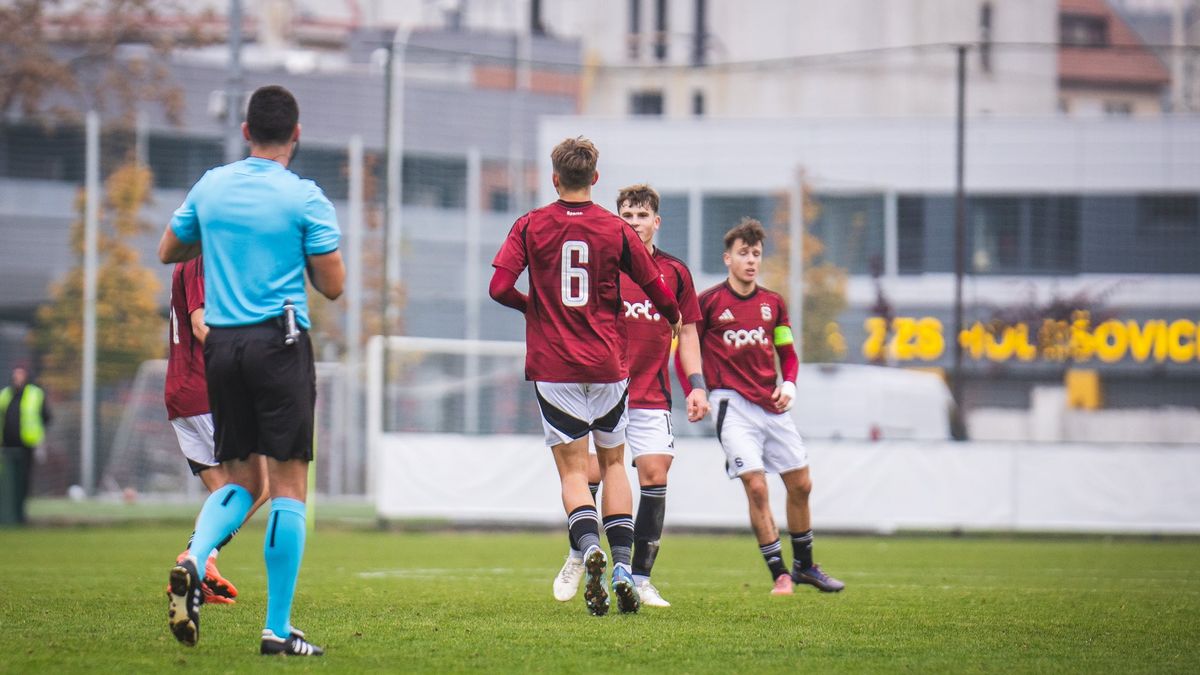 Dočkali se. Mladíci Sparty mají v Lize mistrů první bod