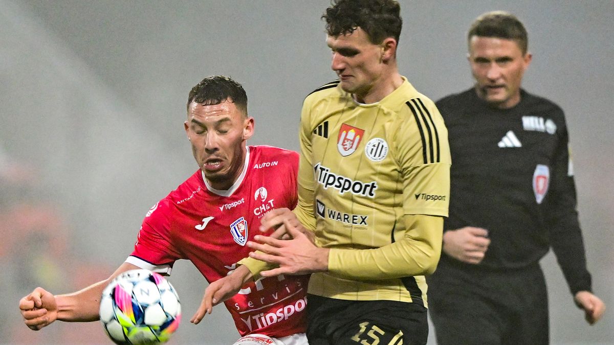 Třetí bod pro Budějovice, Pardubičtí zahodili penaltu