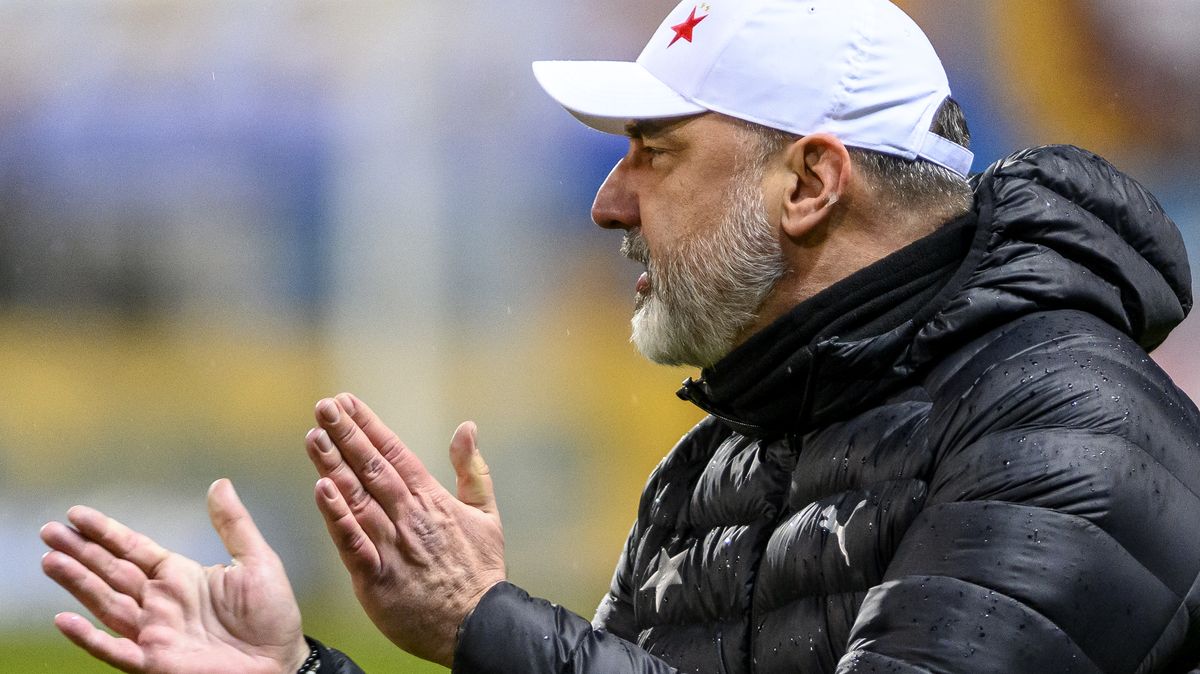 K pohybu v kádru dojde. Kauza Chorý? Soustředil jsem se jen na Teplice, uvedl kouč Slavie