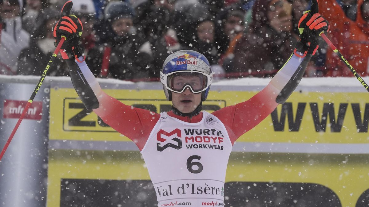 Odermatt se vrátil ve Val d'Isere na vítěznou vlnu v obřím slalomu