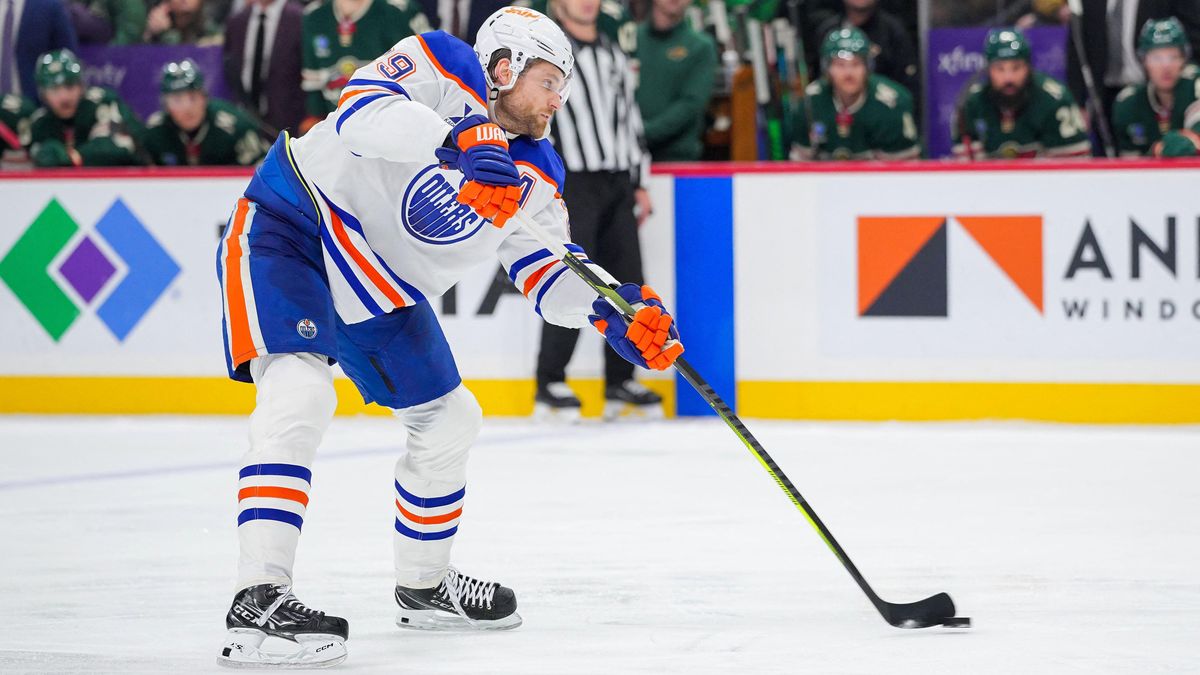 Hvězdami týdne v NHL byli útočníci Draisaitl s MacKinnonem a brankář Ullmark