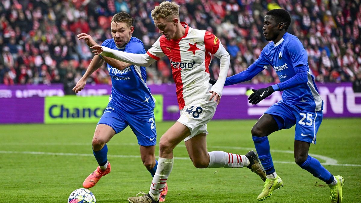 Skvostný první dotyk, fantastický driblink. Diamant ze Slavie to naplno rozbalil