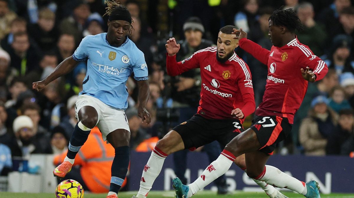 Fanoušek zemřel při manchesterském derby