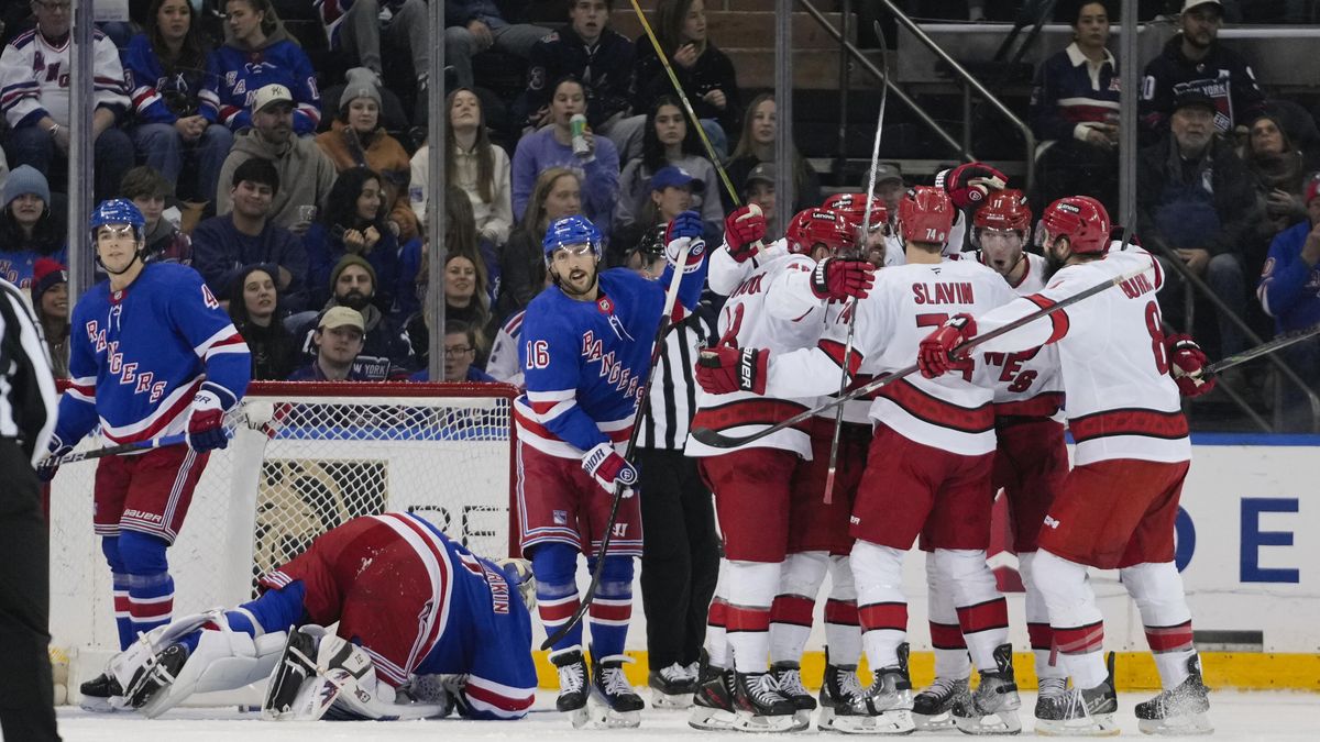 Nečas potřetí za sebou nebodoval, Carolina i tak zvítězila na ledě Rangers