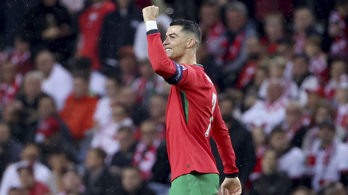 Nezastavitelný Ronaldo znovu řádil, Portugalsko je ve čtvrtfinále Ligy národů