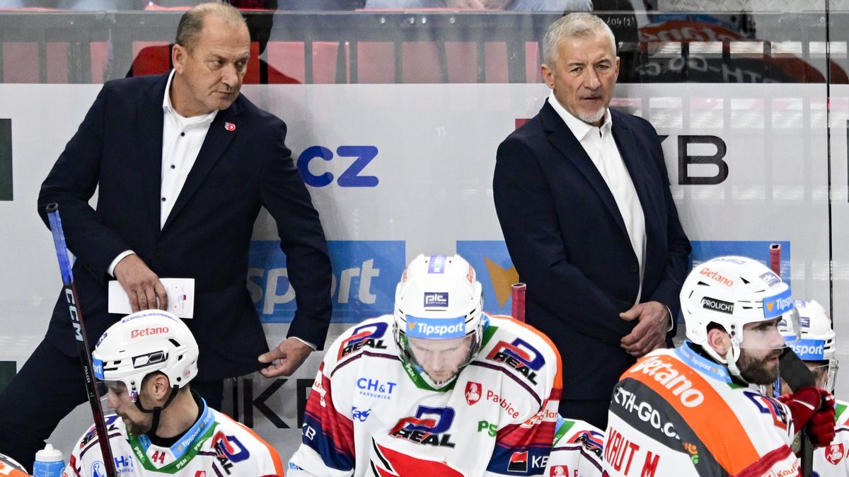 ZAOSTŘENO NA EXTRALIGU: Že měl Varaďa zůstat, Pardubice nikdy nepřiznají, míní Antoš. Ludvig jde taky na dřeň hráčů