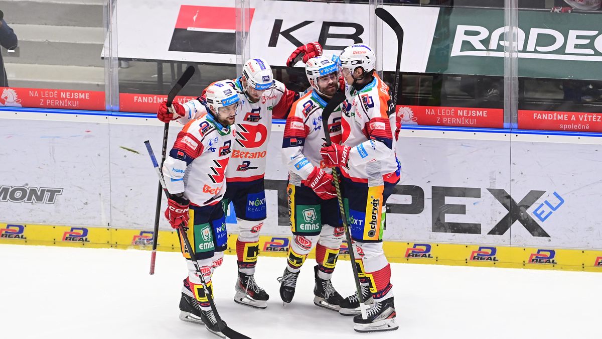 ONLINE: Videomomenty z utkání Pardubice - Vítkovice